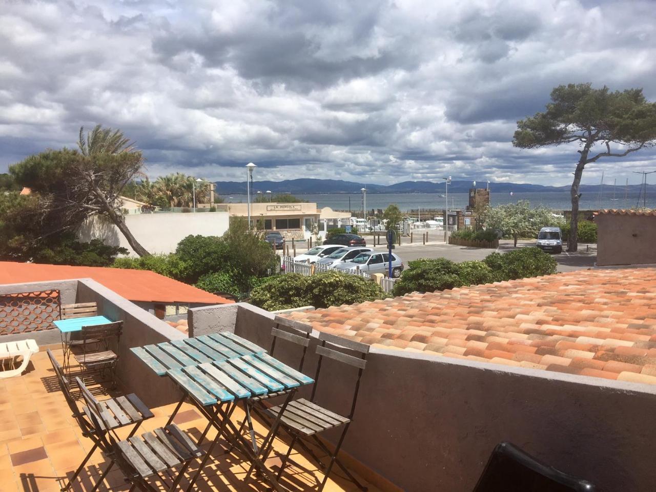 Hotel La Bastide Hyeres Bagian luar foto
