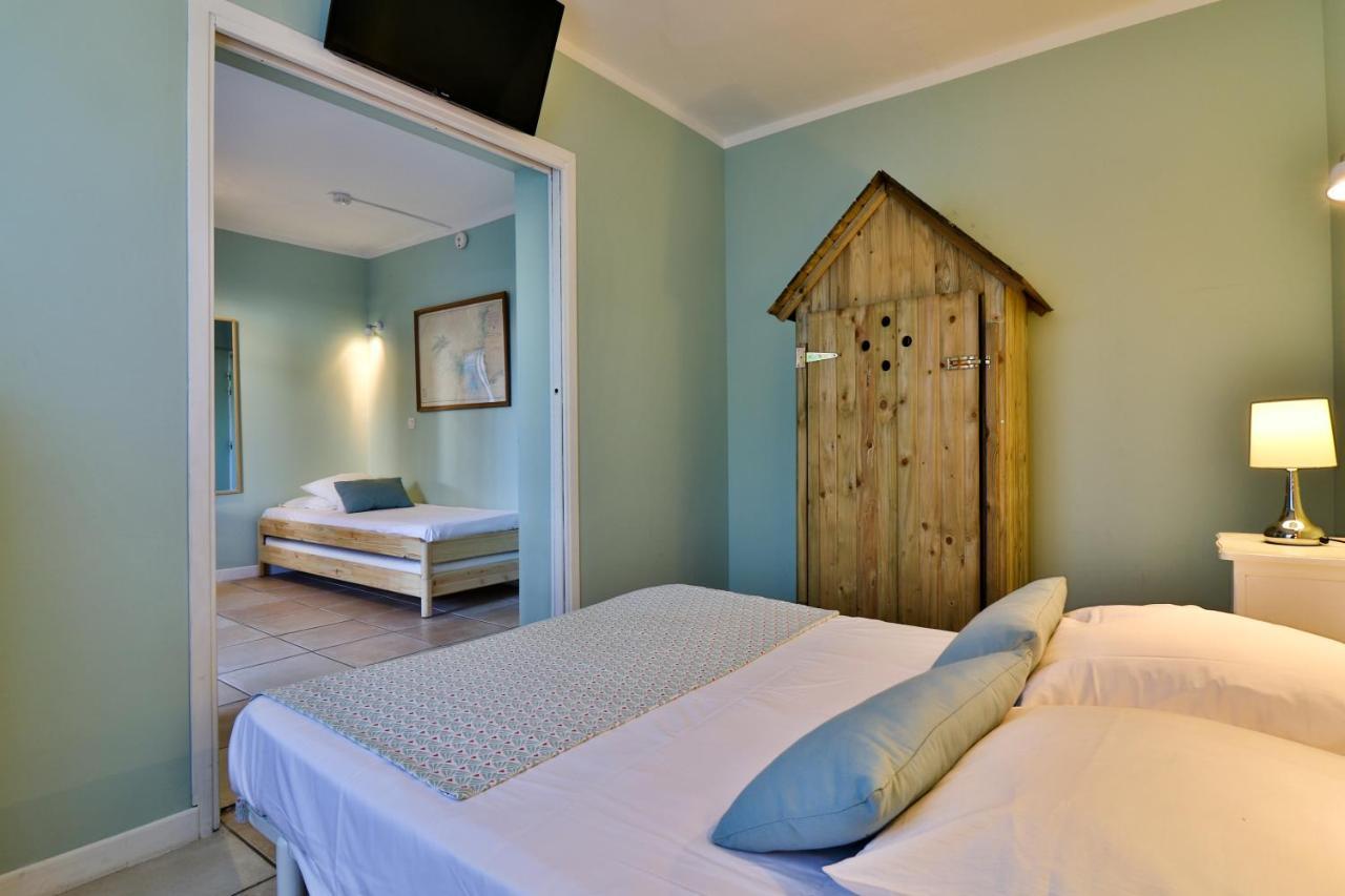 Hotel La Bastide Hyeres Bagian luar foto
