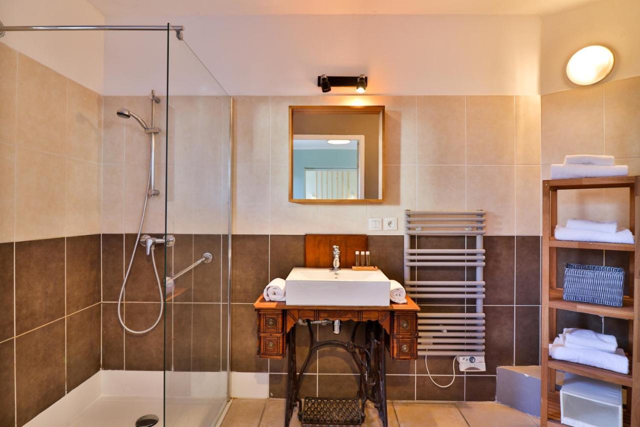 Hotel La Bastide Hyeres Bagian luar foto