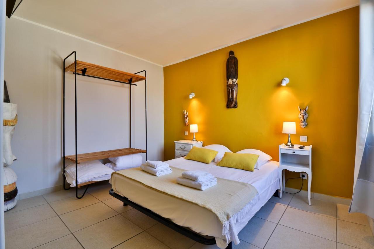 Hotel La Bastide Hyeres Bagian luar foto