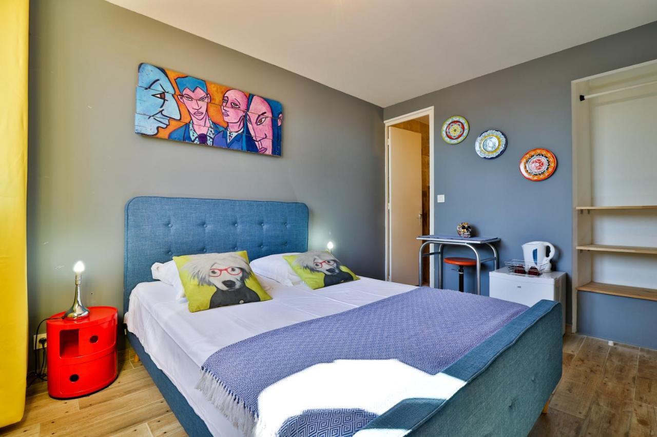 Hotel La Bastide Hyeres Bagian luar foto