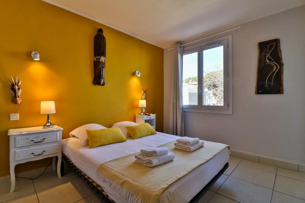 Hotel La Bastide Hyeres Bagian luar foto